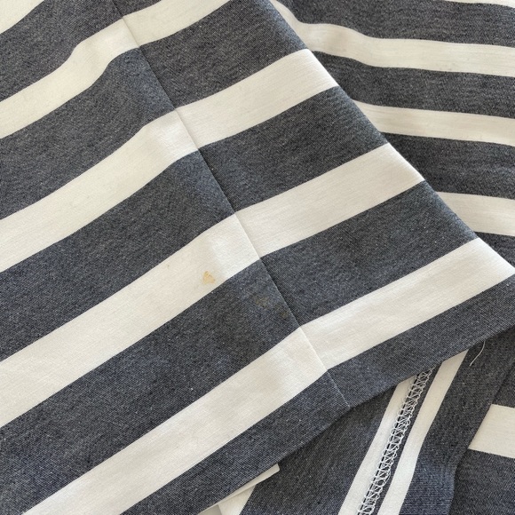 LE CHATEAU Pencil Skirt - Picture 8 of 8